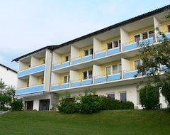 Khách sạn Strandhotel Schabus (Velden, Áo)