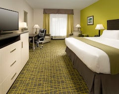 Holiday Inn Express & Suites Caryville, an IHG Hotel (Caryville, USA)