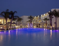 Khách sạn Dubaivillage (Cimitile, Ý)