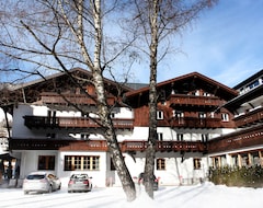 Khách sạn Valluga (St. Anton am Arlberg, Áo)