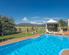 Cijela kuća/apartman Maranda Country Estate - 5 Bedroom House With Spa & Pool (Broke, Australija)