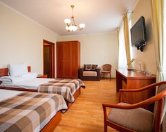 Hotel Stanislaviv (Iwano-Frankiwsk, Ukrajina)