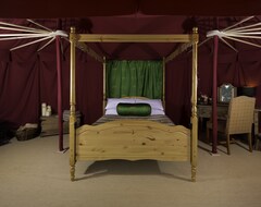 Camping Knight's Glamping At Leeds Castle (Maidstone, Reino Unido)