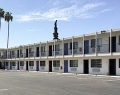 Motel 6 Delano CA (Delano, Sjedinjene Američke Države)