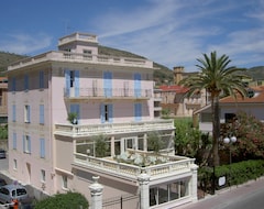 Hotel De La Plage (Pietra Ligure, Italy)