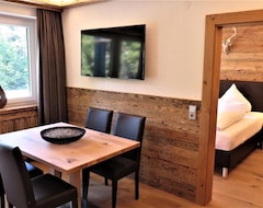 2-raum Chalet Suite Mit Infrarotkabine - Almhof Kitzlodge Alpine Lifestyle Hotel (Kirchberg, Avusturya)