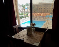Hotel Grand Cleopatra (El-Mahalla el-Kubra, Mısır)