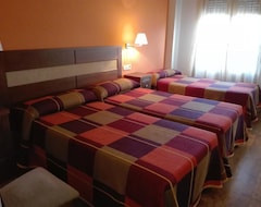 Hotel Hostal Patrón (Nájera, Spain)