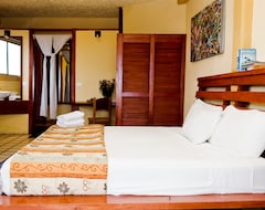 Khách sạn Vallarta Suites (Puerto Vallarta, Mexico)