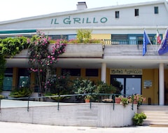 Khách sạn Il Grillo (Acquaviva Picena, Ý)