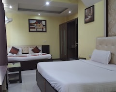 OYO 1673 Hotel MM Yellowuds (Amritsar, Hindistan)