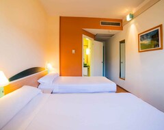 Khách sạn Hotel Iris Guadalajara (Guadalajara, Tây Ban Nha)