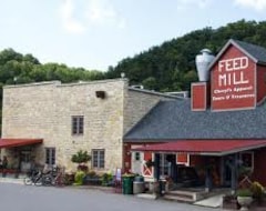 Stone Mill Hotel & Suites (Lanesboro, USA)