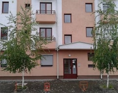 Otel Apartments Kuzmanoski (Ohri, Kuzey Makedonya Cumhuriyeti)