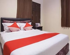 Hotel OYO 138 Graha 99 (Surabaya, Indonesia)