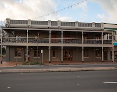 Khách sạn Parkview Hotel Orange (Orange, Úc)