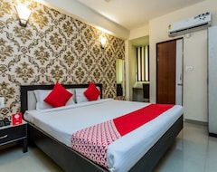 Khách sạn Collection O 49908 Hotel Prithviraj (Indore, Ấn Độ)