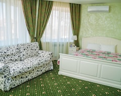 Khách sạn Royal Castle Hotel (Volgograd, Nga)