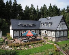 Resort Ferienanlage Zum Silberstollen 2 Hauser am Berg Polderhof und Weisseritzhutte (Altenberg, Tyskland)
