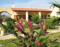 Hotelli Glaro Garden (Trikomo, Kypros)