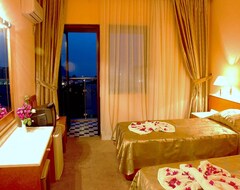 Siz Inn Resort & Spa Hotel (Esmirna, Turquía)