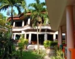 Khách sạn Austrian Pension House (Balabag, Philippines)