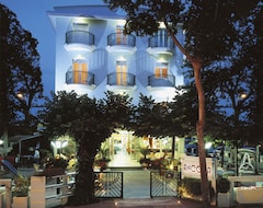 Hotel Ancora (Rimini, Italy)