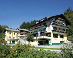 Khách sạn Hotel Ferienwohnungen Gabriel (Keutschach, Áo)