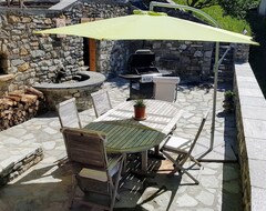 Toàn bộ căn nhà/căn hộ Beautiful Savoie Chalet On Sunny Side And Face To Les Arcs And La Plagne (Les Chapelles, Pháp)