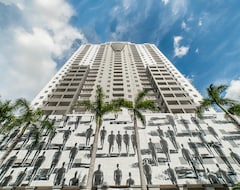 Fortune House Hotel Suites (Miami, ABD)
