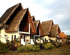 Playa Tropical Resort Hotel (Currimao, Philippines)