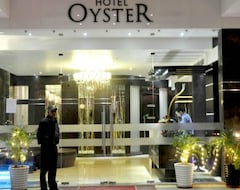 Hotel Oyster (Chandigarh, India)