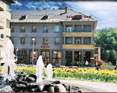 Khách sạn Hotel Narodny dom (Banská Bystrica, Slovakia)