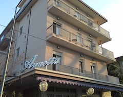 Khách sạn Annetta (Rimini, Ý)