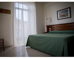 Lejlighedshotel Lido Resort (Finale Ligure, Italien)