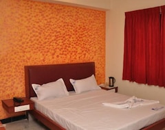 Khách sạn OYO 11585 Hotel Shreenithi (Madurai, Ấn Độ)