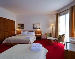 Hotelli Chateau Linza Resort (Tirana, Albania)