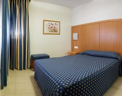 Hotel Neptuno (Almeria, İspanya)