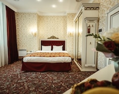 Hotel De Paris (Kiev, Ukraine)