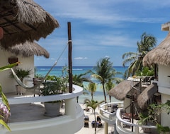 Khách sạn Playa Palms Beach Hotel (Playa del Carmen, Mexico)