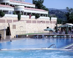 Khách sạn Monteverde Hotel (Beit Mery, Lebanon)