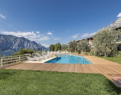 Hotelli Residence Parco Lago Di Garda (Malcesine, Italia)