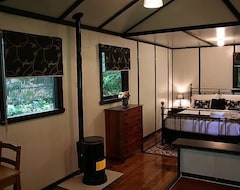 Casa/apartamento entero Etna Cottage - precioso, privado, bañera de hidromasaje esquinera (Mount Dandenong, Australia)