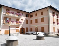 Hotel Laghetto (Garniga Terme, Italy)
