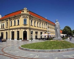 Khách sạn Grand (Valjevo, Séc-bia)
