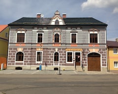 Nhà trọ Restaurace U Kostela (Mariánské Radčice, Cộng hòa Séc)