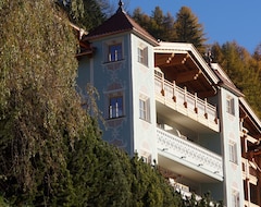 Khách sạn Dorfhotel Beludei (Santa Cristina Gherdëina, Ý)