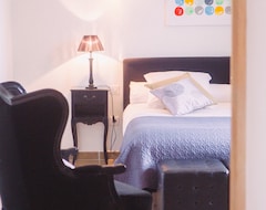 Hotel A Propos - Chambres D'Hotes (Orange, France)