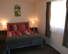 Hotel Turtle Cove  Backpacker Accommodation (Whitianga, Nueva Zelanda)