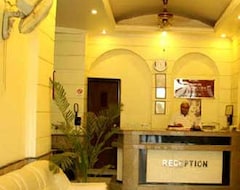 Otel Richmond Inn Guest House (Delhi, Hindistan)